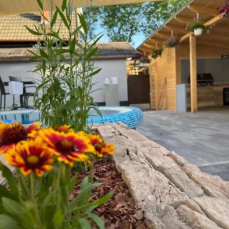 Villaboglar Balatonboglár