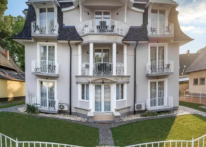 Villaboglar Aparthotel 3*