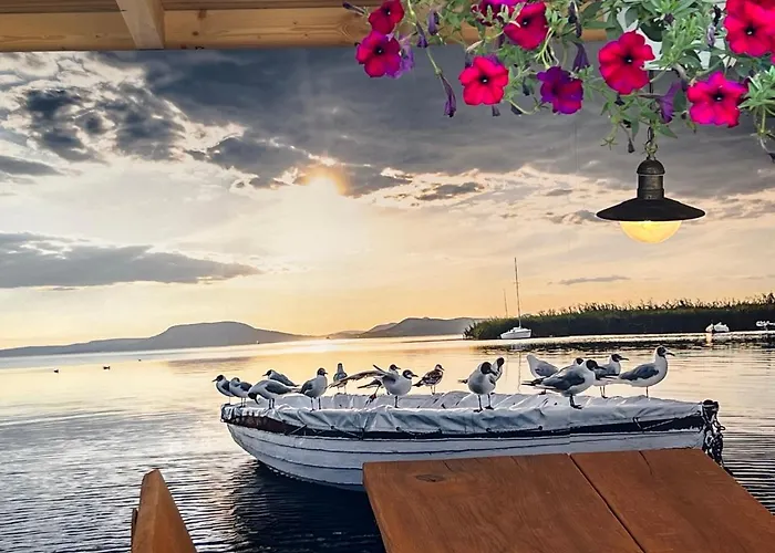 Villaboglar מלון דירות Balatonboglár